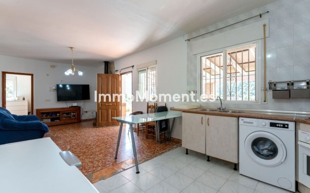 Reventa - Casa de campo - Interior  - Coín
