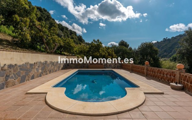 Reventa - Casa de campo - Interior  - Coín