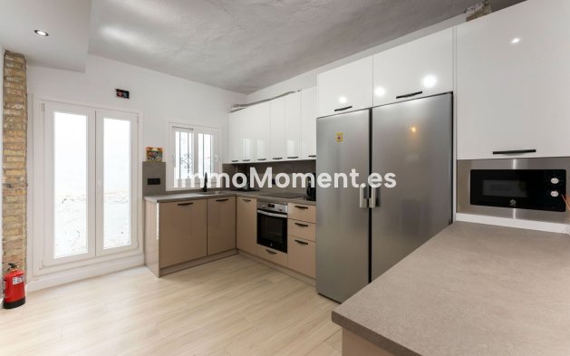 Revente - Maison mitoyenne - Intérieur                       - Monda