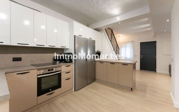 Revente - Maison mitoyenne - Intérieur                       - Monda