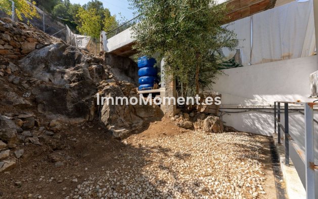 Revente - Maison mitoyenne - Intérieur                       - Monda