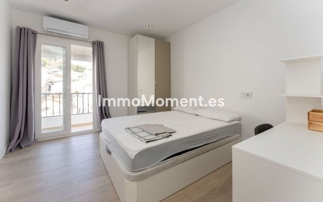 Revente - Maison mitoyenne - Intérieur                       - Monda