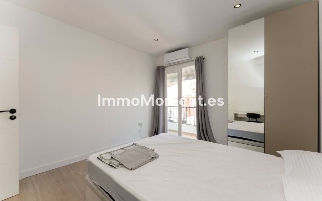 Revente - Maison mitoyenne - Intérieur                       - Monda