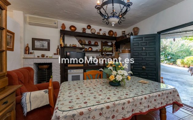 Reventa - Casa de campo - Interior  - Coín