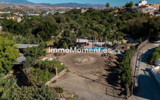 Reventa - Casa de campo - Interior  - Coín
