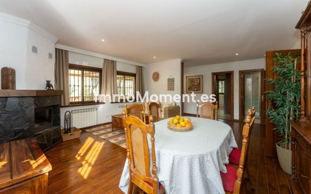 Reventa - Casa de campo - Interior  - Monda