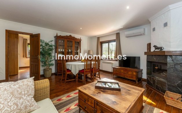 Reventa - Casa de campo - Interior  - Monda