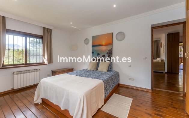 Reventa - Casa de campo - Interior  - Monda