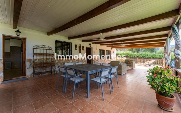 Reventa - Casa de campo - Interior  - Monda
