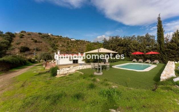 Reventa - Casa de campo - Interior  - Monda