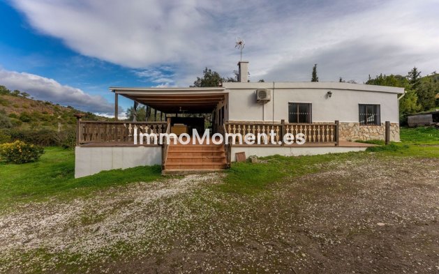 Reventa - Casa de campo - Interior  - Monda