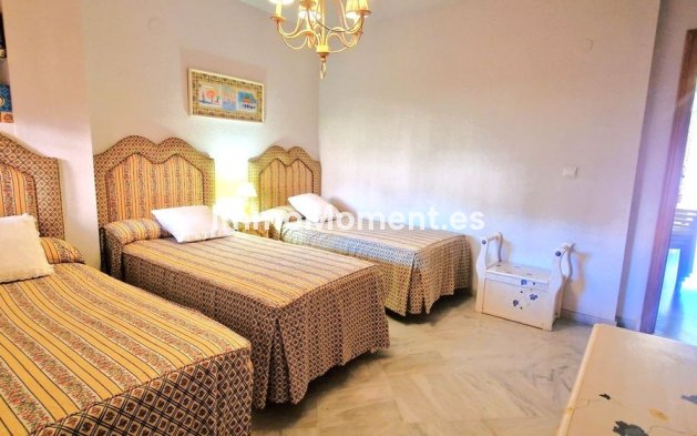 Wiederverkauf - Wohnung - Marbella - El Rosario