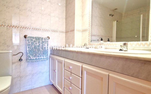 Wiederverkauf - Wohnung - Marbella - El Rosario