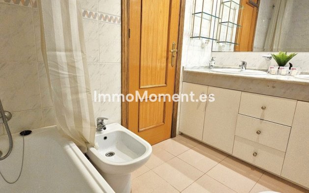 Wiederverkauf - Wohnung - Marbella - El Rosario