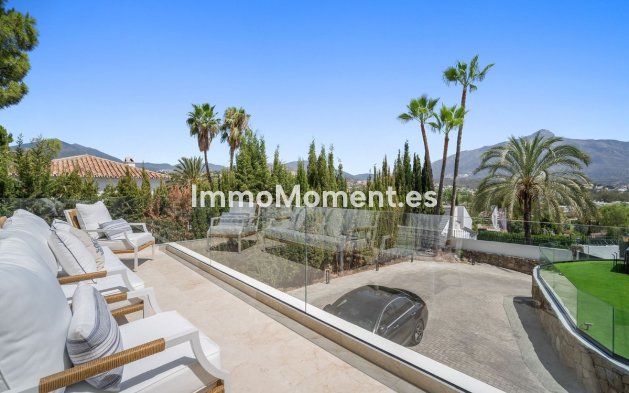 Wiederverkauf - Villa - Marbella - Nueva Andalucía
