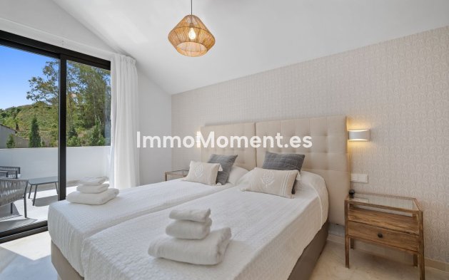 Wiederverkauf - Villa - Marbella - Nueva Andalucía