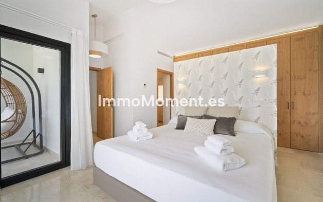 Wiederverkauf - Villa - Marbella - Nueva Andalucía