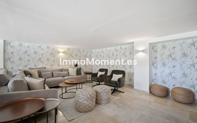 Wiederverkauf - Villa - Marbella - Nueva Andalucía