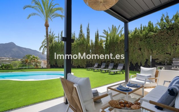 Wiederverkauf - Villa - Marbella - Nueva Andalucía