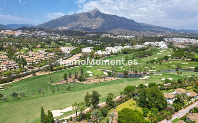 Wiederverkauf - Villa - Marbella - Nueva Andalucía