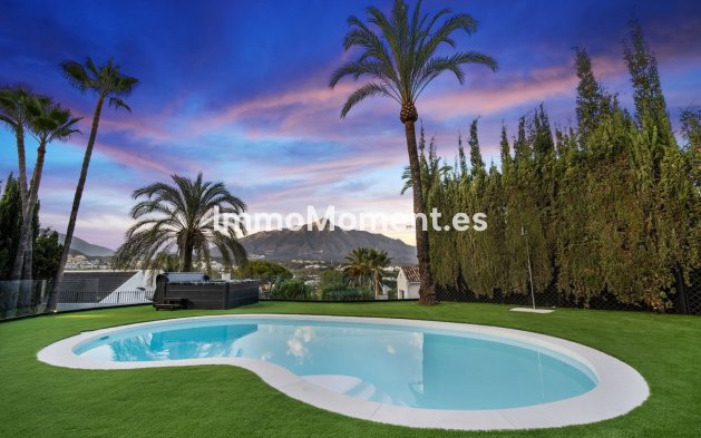 Wiederverkauf - Villa - Marbella - Nueva Andalucía