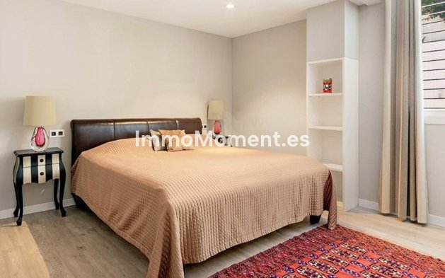 Wiederverkauf - Villa - Marbella - Nueva Andalucía