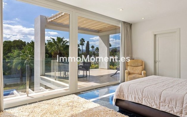 Wiederverkauf - Villa - Marbella - Nueva Andalucía