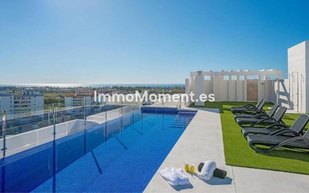 Resale - Apartment - Marbella - Nueva Andalucía