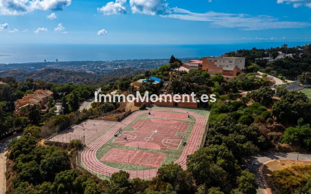 Resale - Apartment - Marbella - La Mairena