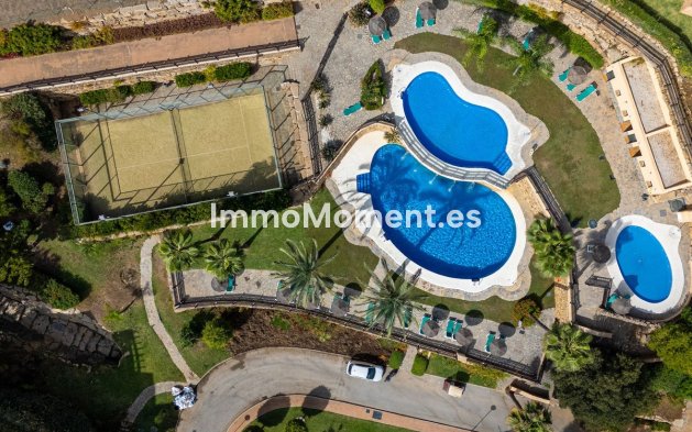 Resale - Apartment - Marbella - La Mairena