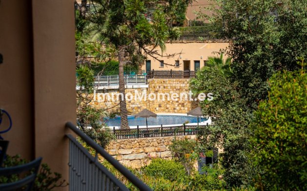 Resale - Apartment - Marbella - La Mairena