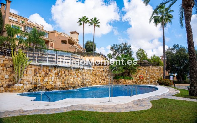 Resale - Apartment - Marbella - La Mairena