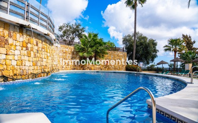 Resale - Apartment - Marbella - La Mairena