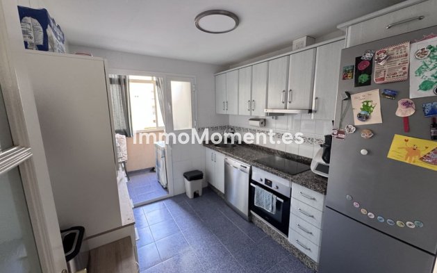 Wiederverkauf - Wohnung - Estepona  - Estepona Centro