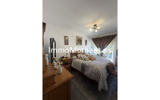 Revente - Maison mitoyenne - Estepona  - Estepona Centro