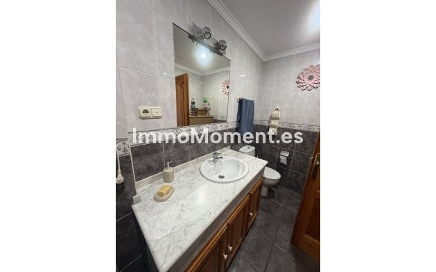 Revente - Maison mitoyenne - Estepona  - Estepona Centro