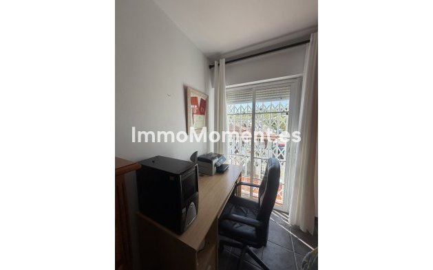 Revente - Maison mitoyenne - Estepona  - Estepona Centro