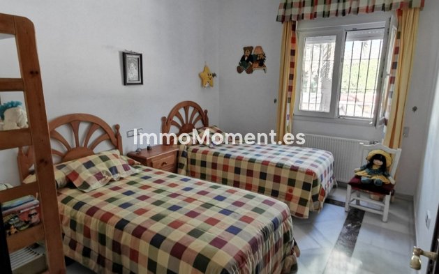 Wiederverkauf - Villa - Estepona  - Estepona Centro