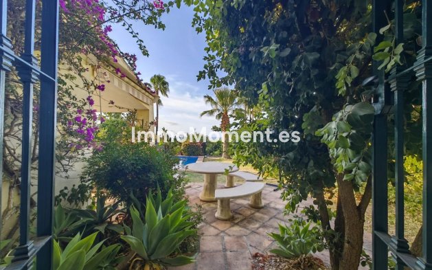 Wiederverkauf - Villa - Estepona  - Estepona Centro