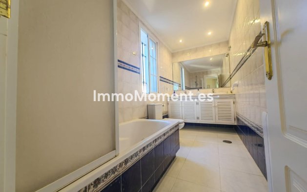 Wiederverkauf - Villa - Estepona  - Estepona Centro