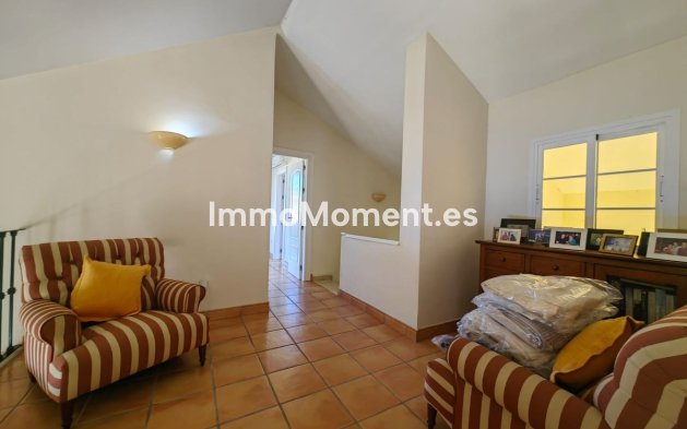 Wiederverkauf - Villa - Estepona  - Estepona Centro