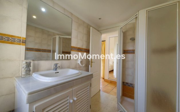 Wiederverkauf - Villa - Estepona  - Estepona Centro