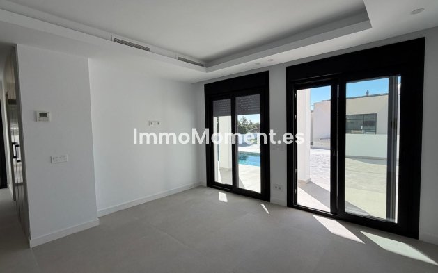 Resale - Villa - Mijas