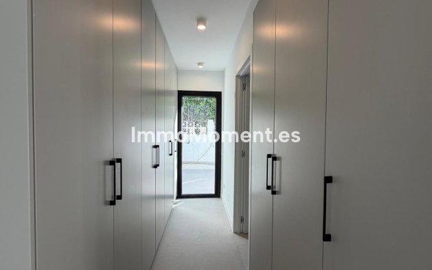 Resale - Villa - Mijas