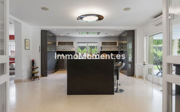 Reventa - Villa - Sotogrande - Sotogrande Costa