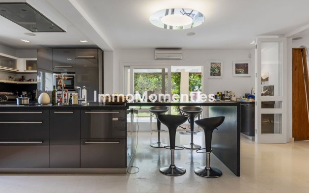 Reventa - Villa - Sotogrande - Sotogrande Costa