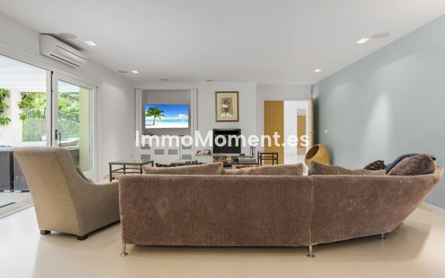 Reventa - Villa - Sotogrande - Sotogrande Costa