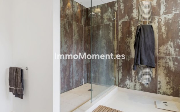 Reventa - Villa - Sotogrande - Sotogrande Costa