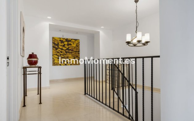 Reventa - Villa - Sotogrande - Sotogrande Costa