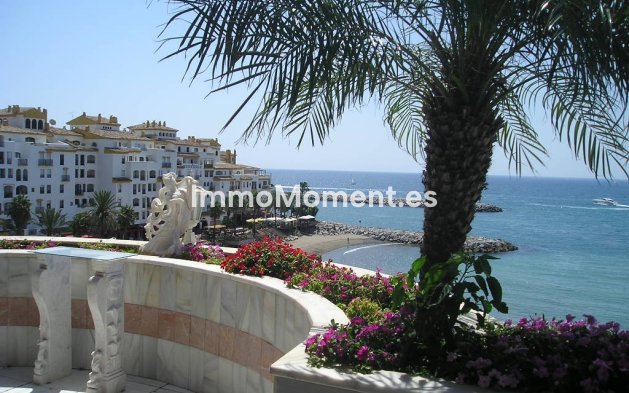 Wiederverkauf - Wohnung - Marbella - Puerto Banús
